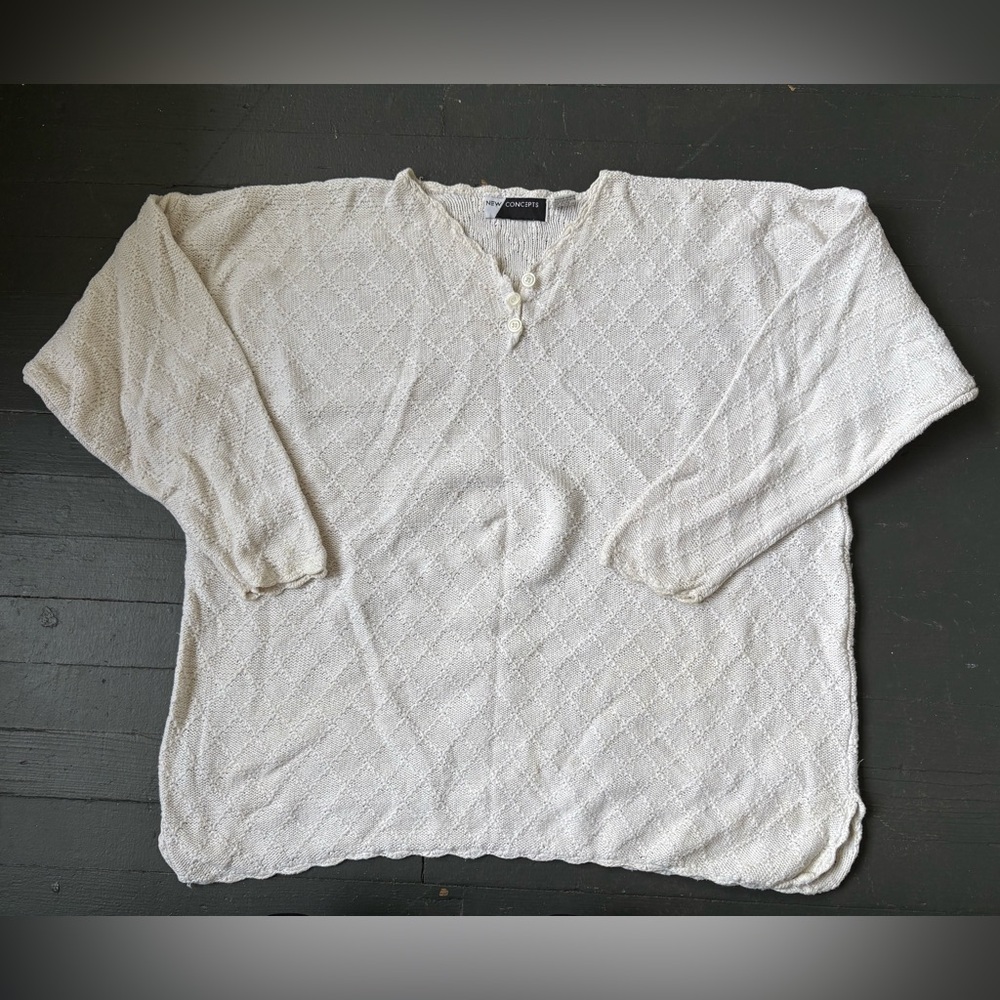 Vintage New Concepts Women’s White Pullover Sweater Size 20W
